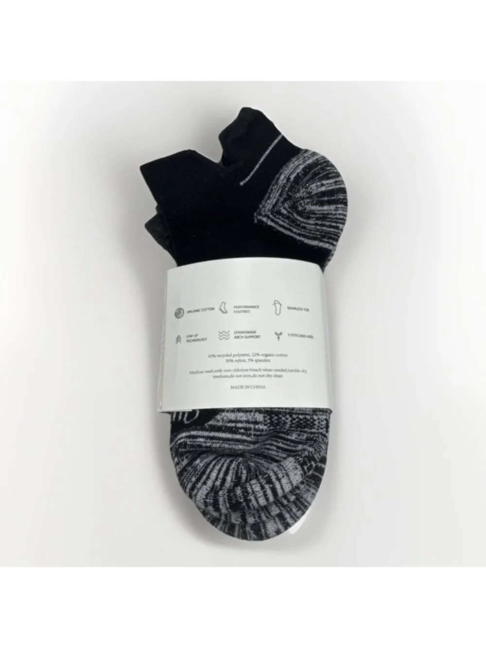Quince Women's Performance Running Ankle Socks 3-Pack in Black/White sz XS/S 4-6